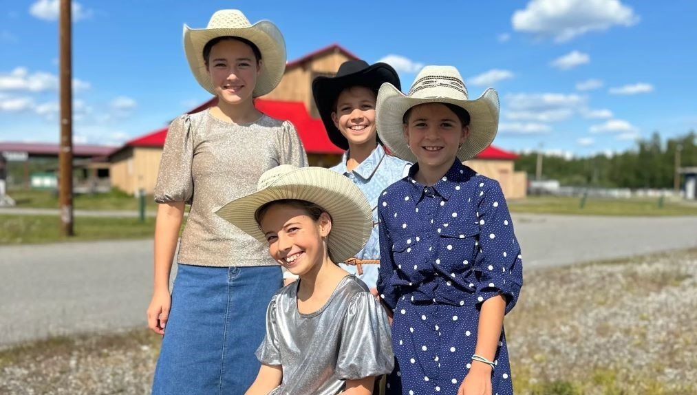 Alaskan Sunnyside Sisters